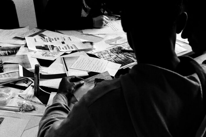 Atelier d'écriture pour exilés.
